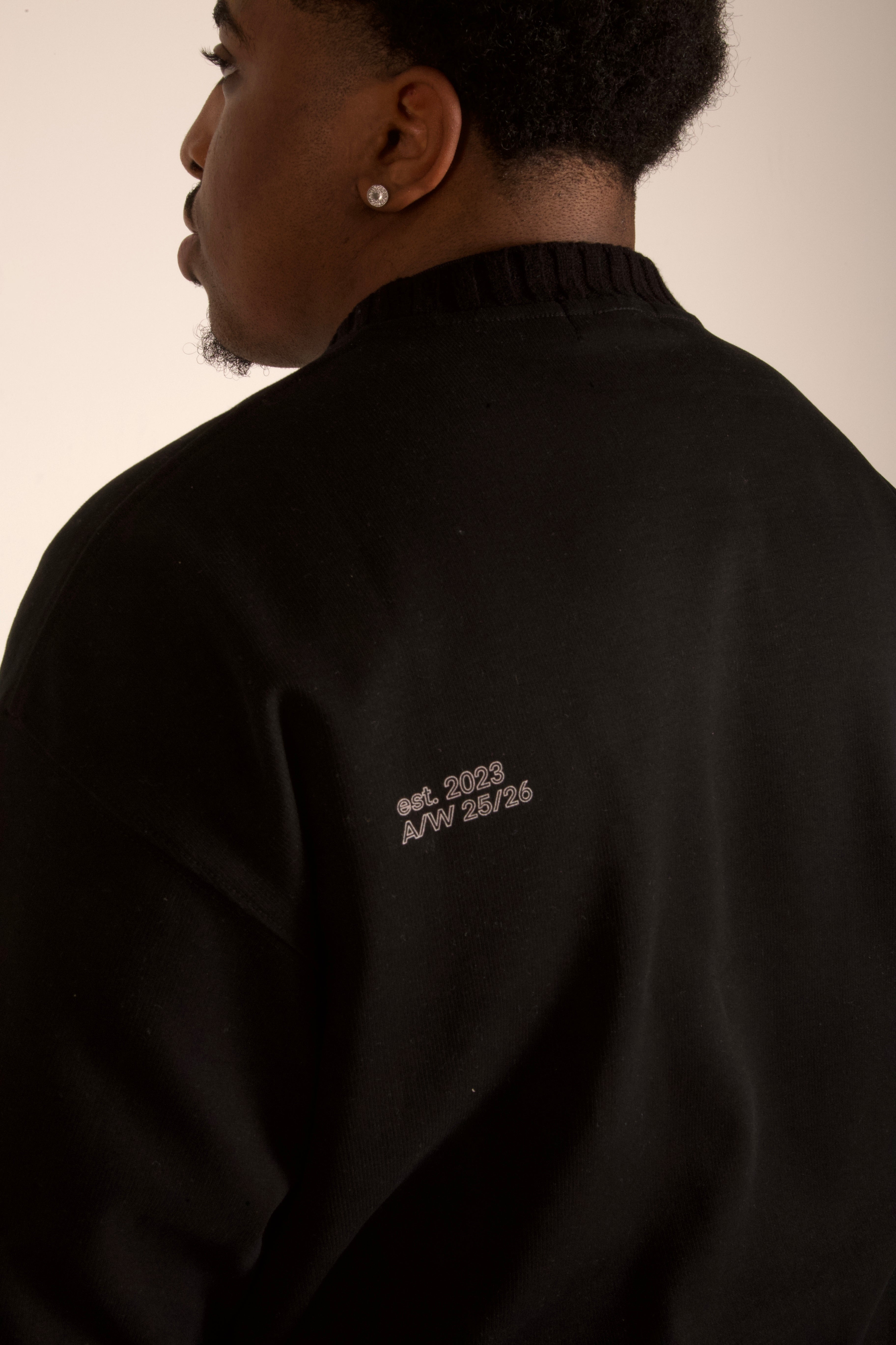 BLACK OVERSIZED JORDAN SWEAT